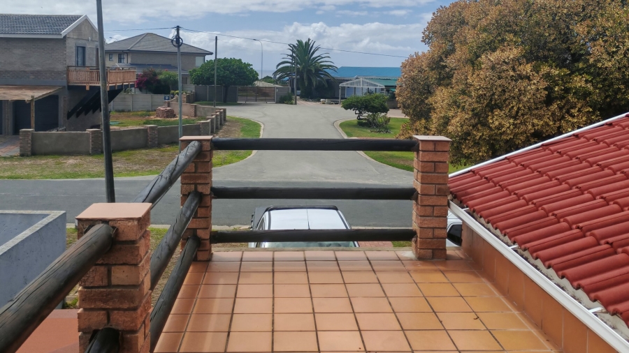 2 Bedroom Property for Sale in Reebok Western Cape